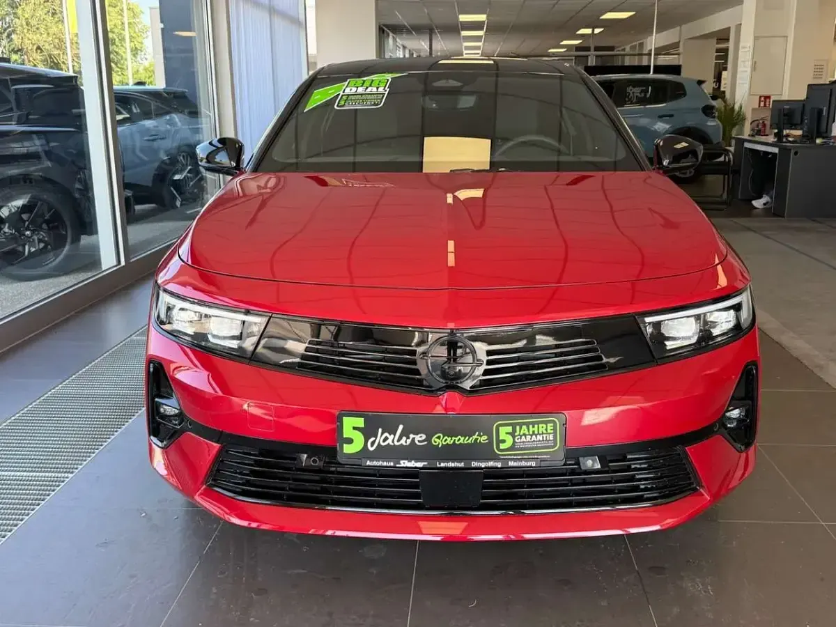 Gebraucht Opel Astra 131 PS (96 kW) 2024 Rot Kleinwagen