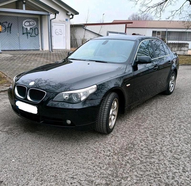 Gebraucht BMW 525 218 PS (160 kW) 2005 Schwarz Limousine