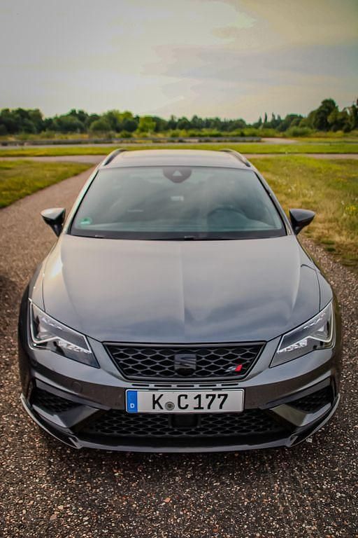 Gebraucht Seat Leon ST CUPRA 300 PS (220 kW) 2018 Grau Kombi