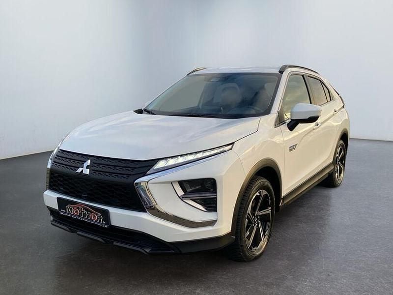 Gebraucht Mitsubishi Eclipse Cross Basis 188 PS (138 kW) 2022 Weiß SUV