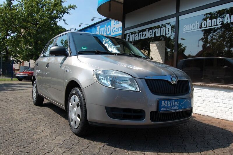 Gebraucht Skoda Fabia Classic 69 PS (50 kW) 2008 Beige Kleinwagen