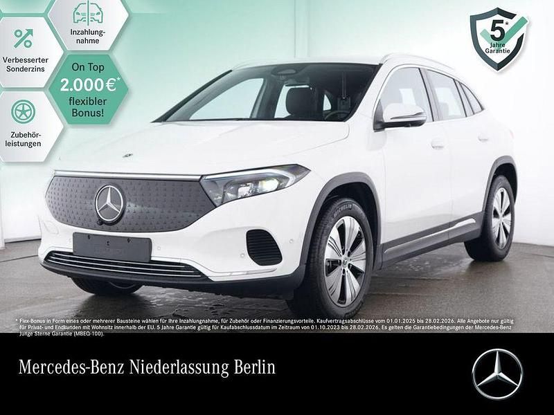 Polarweiß Gebraucht 2024 Mercedes EQA250 Advanced Plus SUV | 34.490 € (Guter Preis) - Bild 1/3