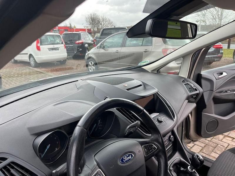 Gebraucht Ford Grand C-Max Cool & Connect 125 PS (91 kW) 2019 Silber Van / Kleinbus
