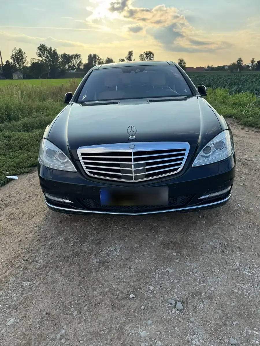 Gebraucht Mercedes S250 204 PS (150 kW) 2012 Schwarz Limousine