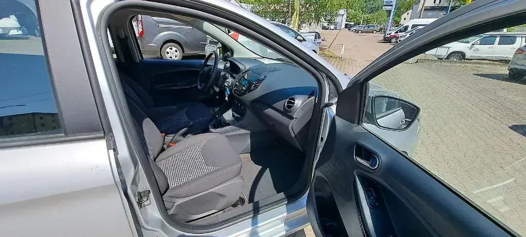Gebraucht Ford Ka Plus Cool & Connect 86 PS (63 kW) 2018 Silber Kleinwagen