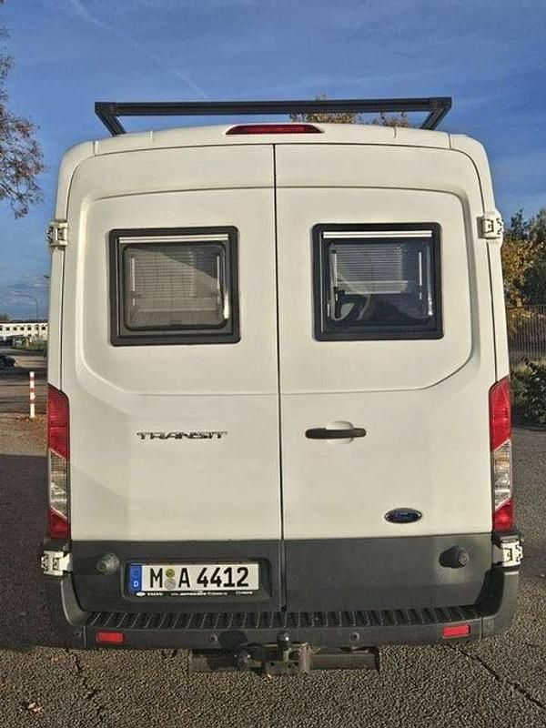 Gebraucht Ford Transit 131 PS (96 kW) 2018 Weiß Van