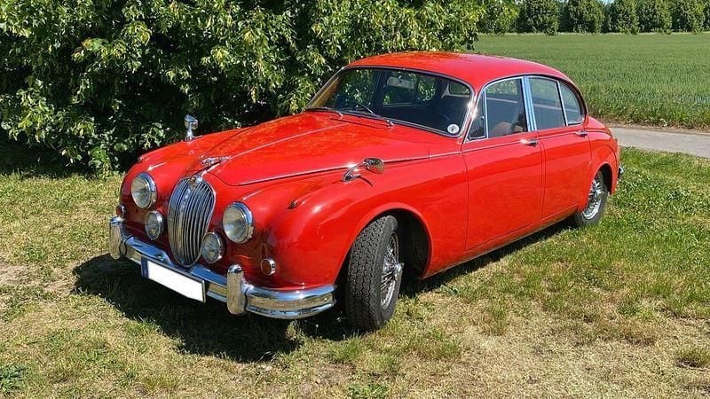 Rot Gebraucht 1964 Jaguar MK II Limousine | 21.900 € - Bild 1/2