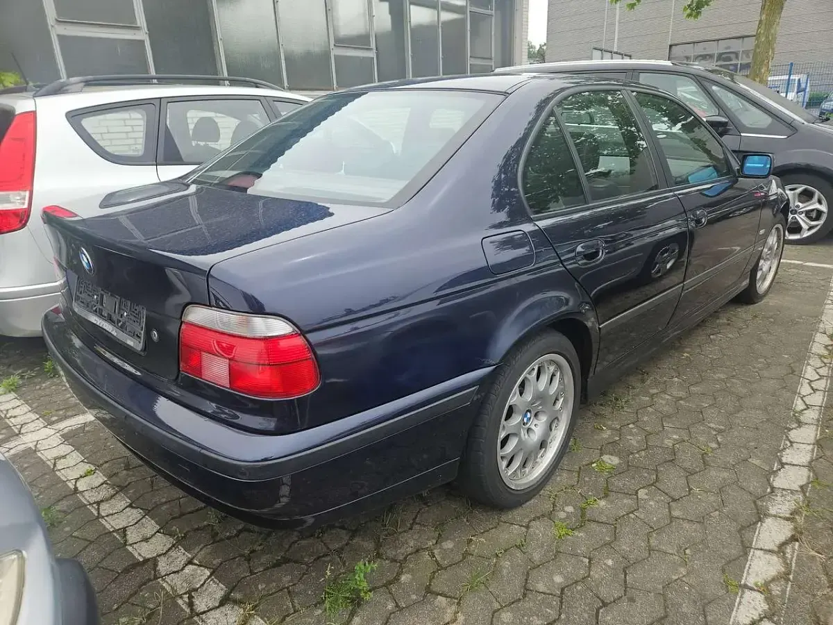 Gebraucht BMW 523 170 PS (125 kW) 2000 Other Limousine