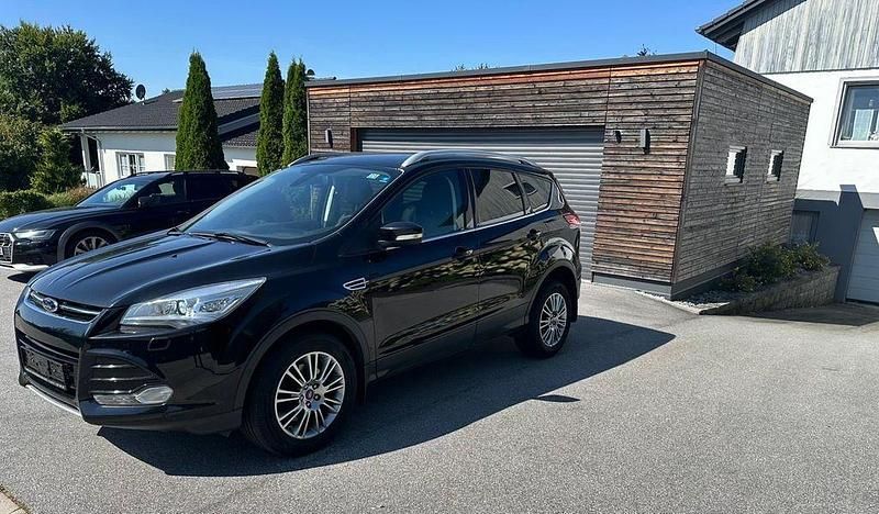 Schwarz Gebraucht 2013 Ford Kuga Titanium SUV | 9.500 € (Fairer Preis) - Bild 1/4