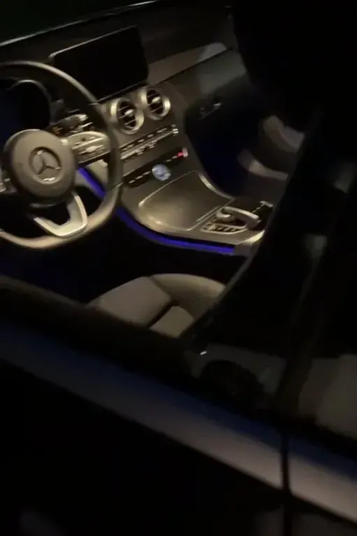 Gebraucht Mercedes C180 156 PS (114 kW) 2019 Braun Cabrio