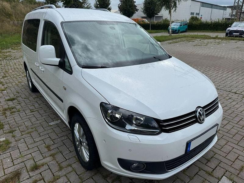 Weiß Gebraucht 2014 VW Caddy Maxi Cup Van / Kleinbus | 11.900 € (Fairer Preis) - Bild 1/4