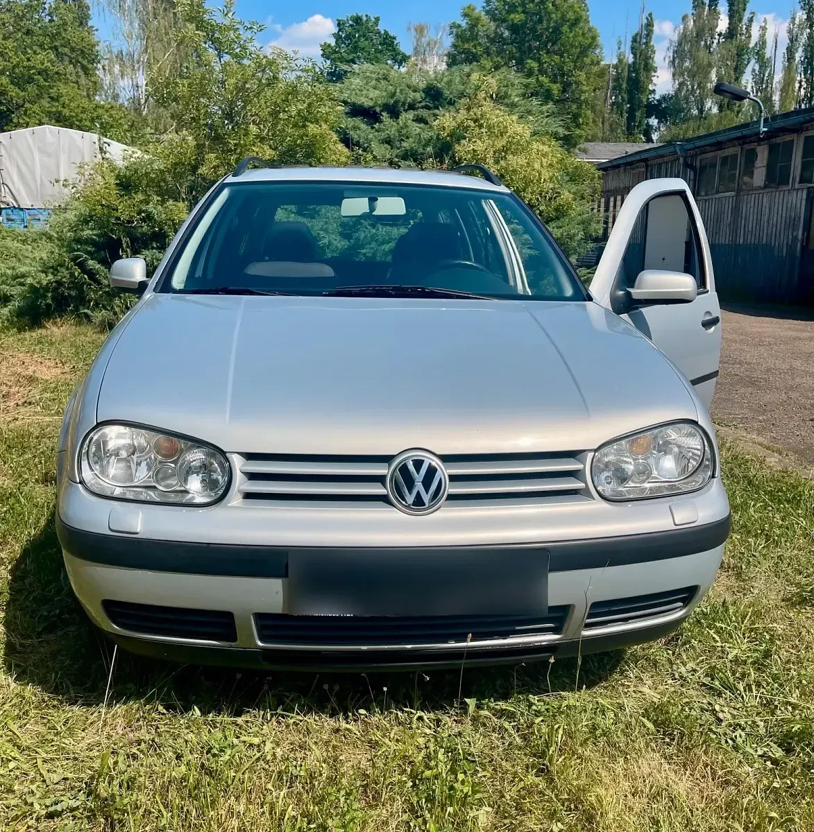 Gebraucht VW Golf III 101 PS (74 kW) 1999 Silber Kombi