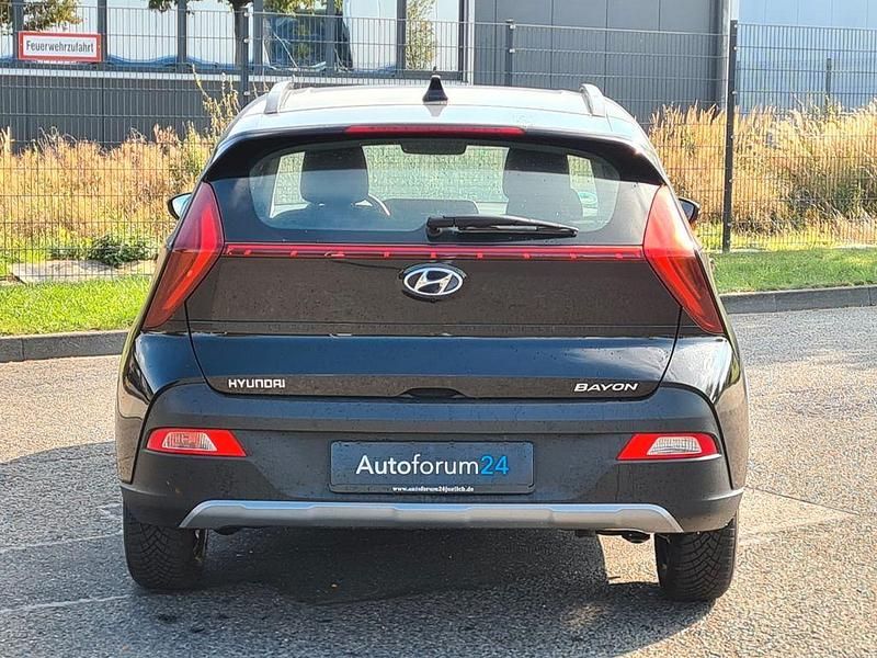 Gebraucht Hyundai Bayon Trend 101 PS (74 kW) 2024 Schwarz SUV