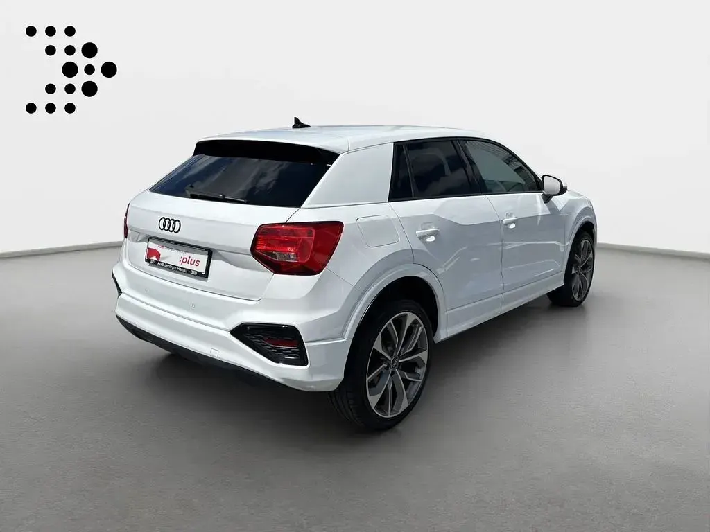Gebraucht Audi Q2 Comfort 110 PS (80 kW) 2022 Ibisweiß SUV