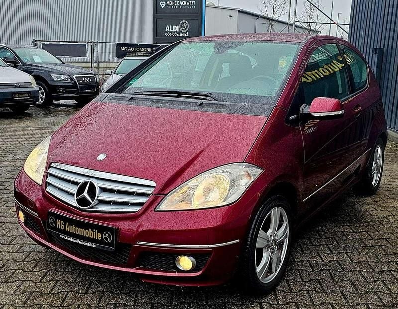 Gebraucht Mercedes A150 95 PS (69 kW) 2008 Rot Kleinwagen