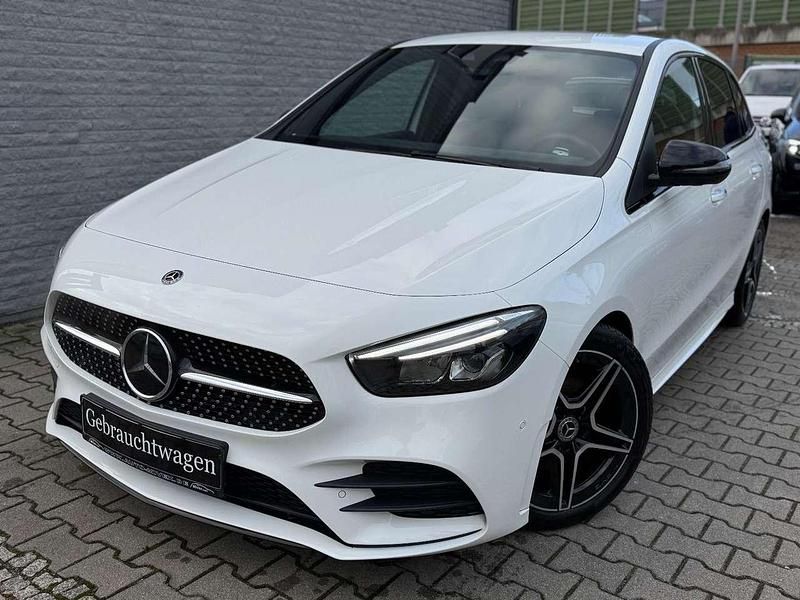 Polarweiss Gebraucht 2020 Mercedes 200 AMG line Kombi | 24.999 € (Superpreis) - Bild 1/4