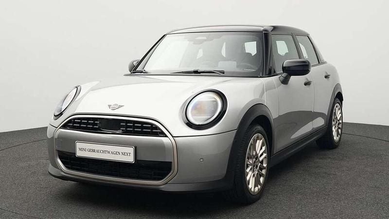 Gebraucht Mini Cooper Favoured 156 PS (114 kW) 2024 Grau Kleinwagen
