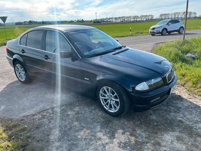 Schwarz Gebraucht 1998 BMW 323 Limousine | 3.499 € (Teuer) - Bild 1/4