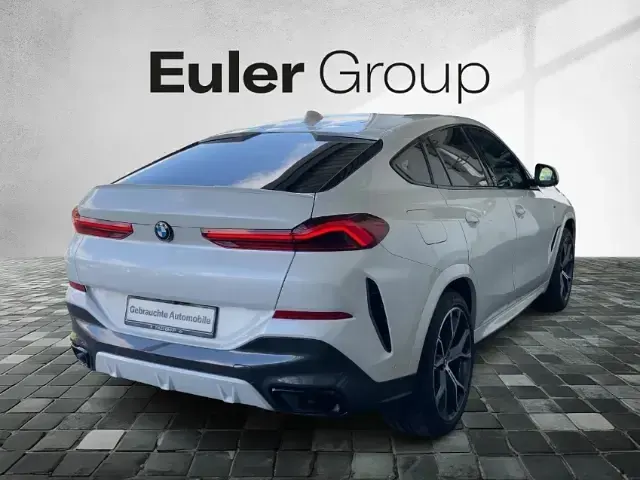 Käytetty BMW X6 Performance 340 HP (250 kW) 2022 Valkoinen Katumaasturi