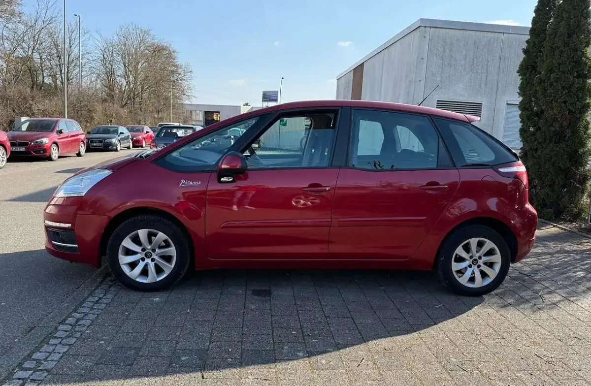 Gebraucht Citroën C4 Picasso Tendance 120 PS (88 kW) 2012 Rot Van / Kleinbus