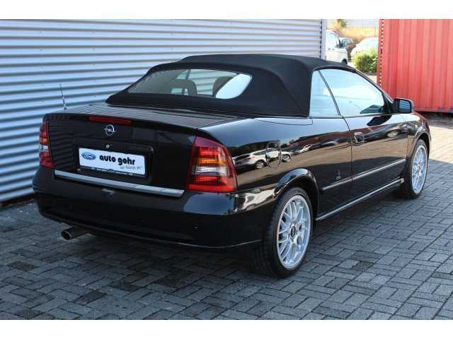 Gebraucht 2004 Opel Astra Cabriolet 1 8 Benzin 125 Ps 3 949 52477 Alsdorf Autouncle