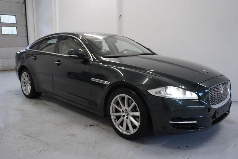 Gebraucht Jaguar XJ Portfolio 275 PS (202 kW) 2010 Grün Limousine