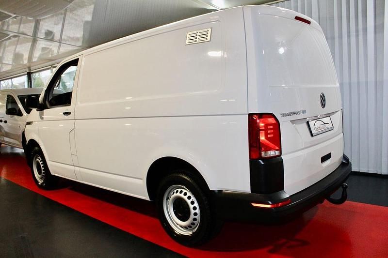 Gebraucht VW Transporter 150 PS (110 kW) 2021 Candyweiss Van