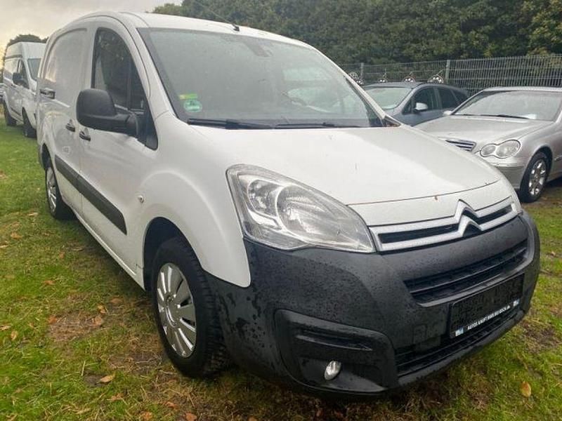 Weiss Gebraucht 2016 Citroën Berlingo Van / Kleinbus | 4.890 € (Guter Preis) - Bild 1/4