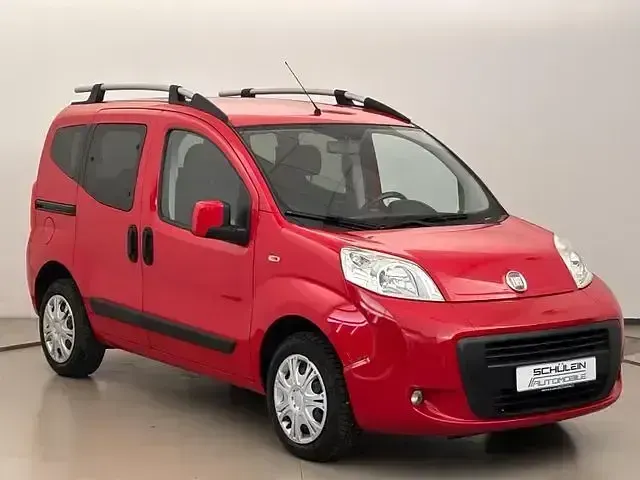 Gebraucht Fiat Qubo Trekking 73 PS (53 kW) 2012 Passione rot Van / Kleinbus