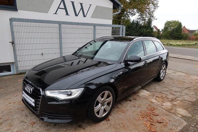 Schwarz Gebraucht 2012 Audi A6 S-Line Kombi | 8.650 € (Superpreis) - Bild 1/4