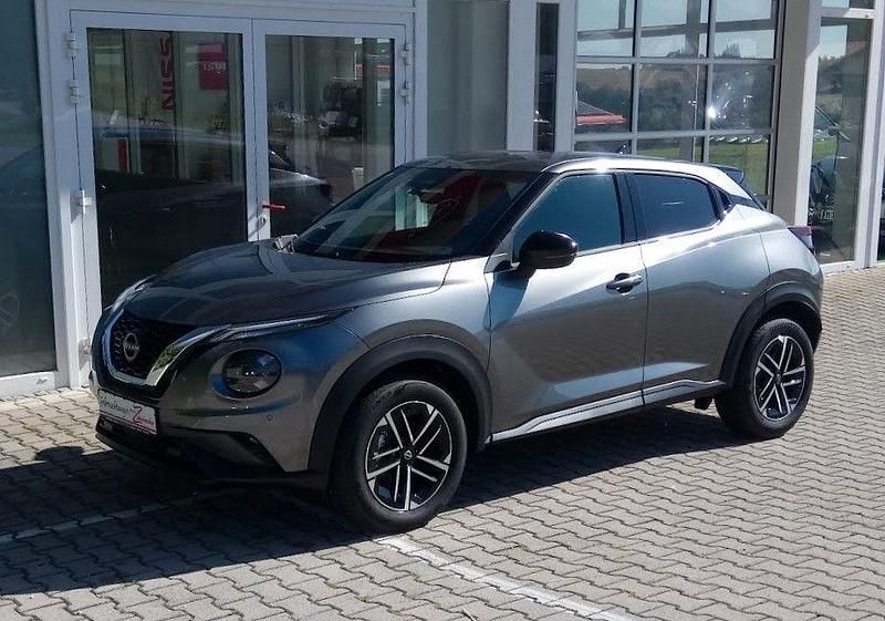 Grau Gebraucht 2024 Nissan Juke N-Connecta SUV | 20.740 € (Fairer Preis) - Bild 1/4