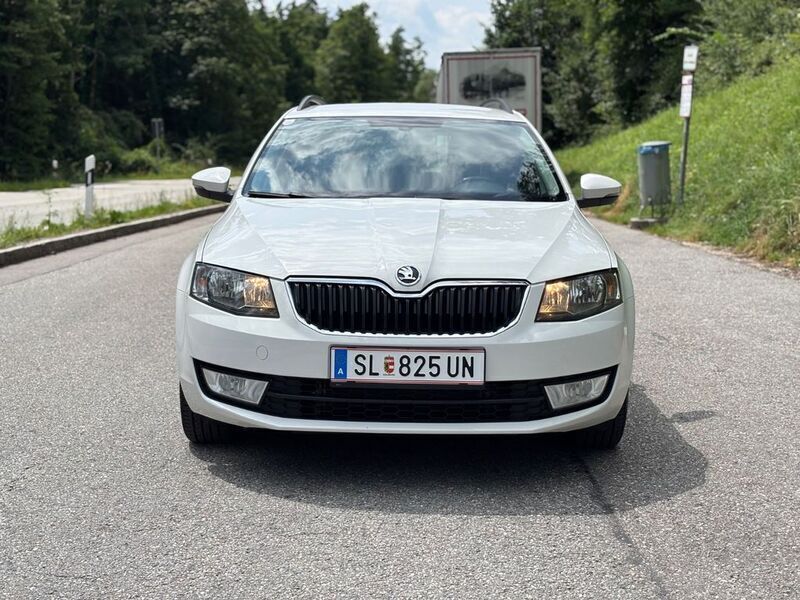 Gebraucht Skoda Octavia Ambition 150 PS (110 kW) 2013 Weiß Kombi