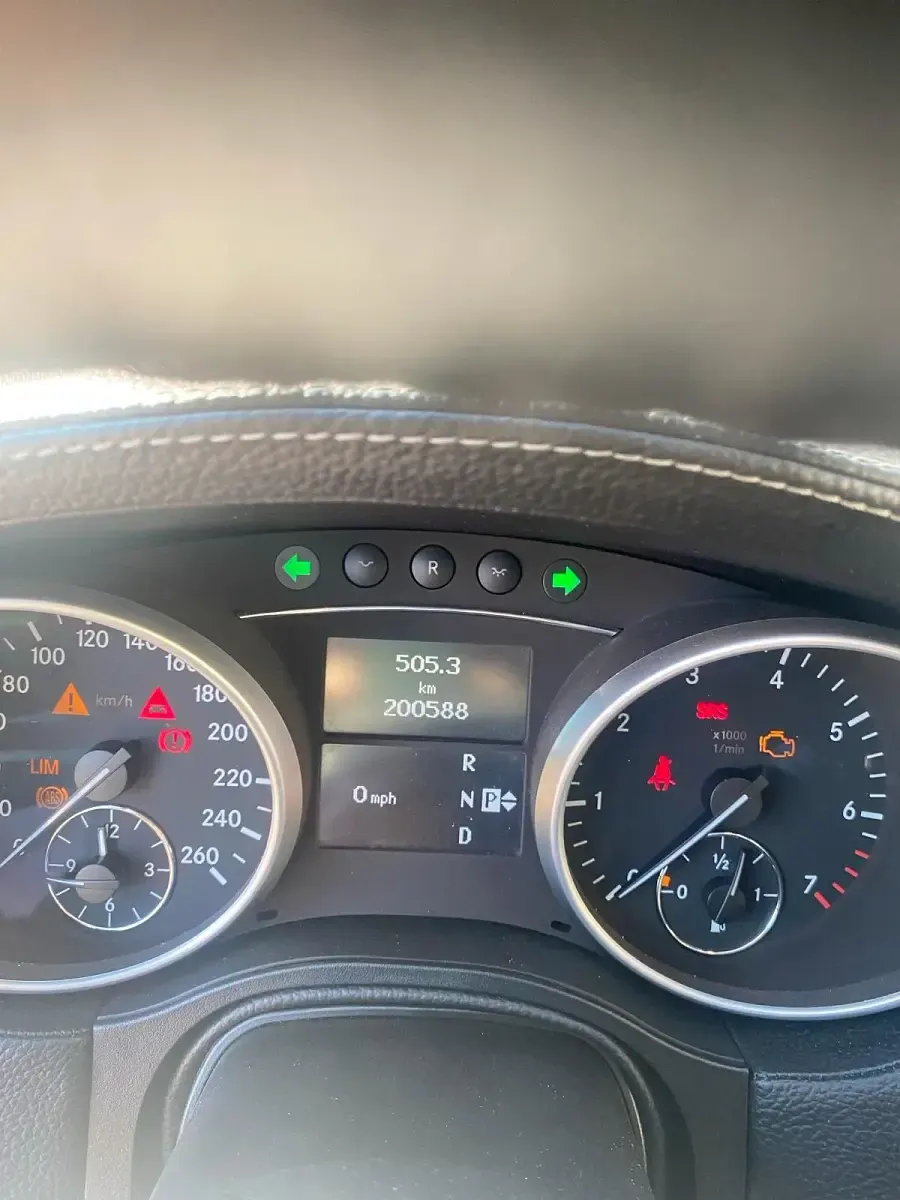 Gebraucht Mercedes GL550 285 PS (209 kW) 2010 Schwarz SUV