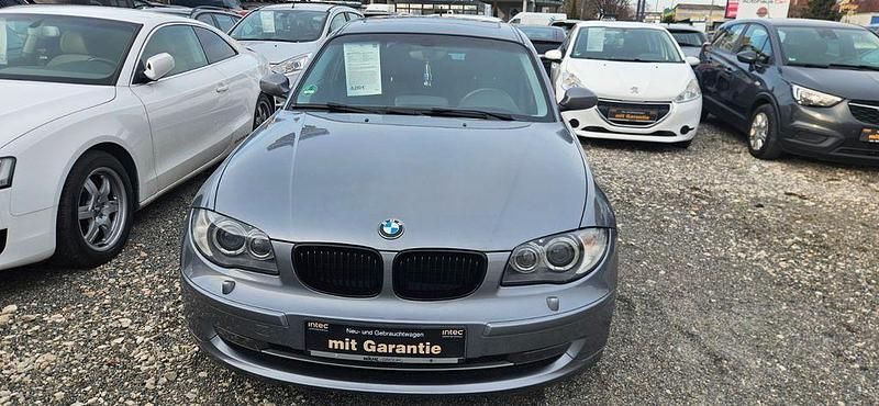 Gebraucht BMW 118 Advantage 143 PS (105 kW) 2009 Grau Kleinwagen