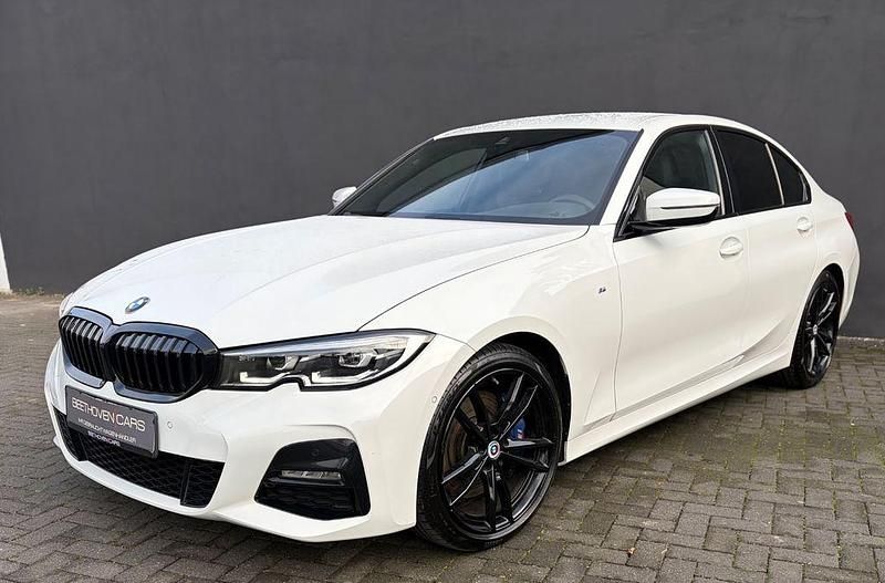 Gebraucht BMW 330 M Sport 265 PS (194 kW) 2020 Weiß Limousine