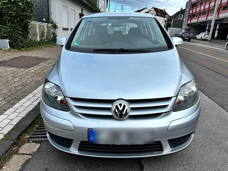 Grau Gebraucht 2005 VW Golf IV Kombi | 2.550 € - Bild 1/4