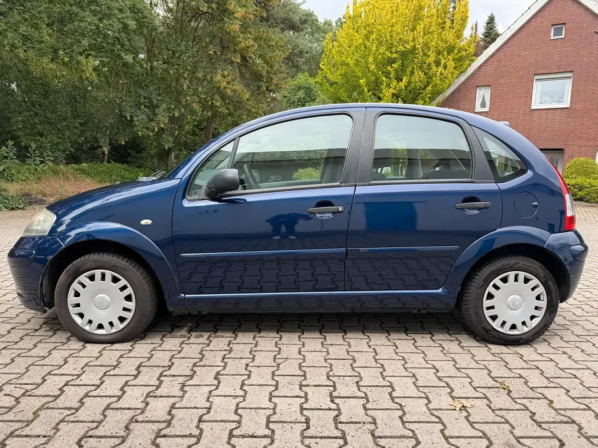Gebraucht Citroën C3 88 PS (64 kW) 2008 Blau Kleinwagen