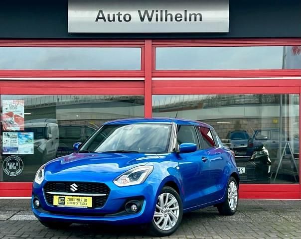 Gebraucht Suzuki Swift Comfort 83 PS (61 kW) 2021 Speedy blue metallic Kleinwagen