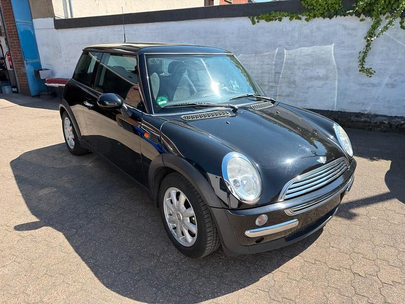 Usata Mini Cooper 116 CV (85 kW) 2003 Nero Utilitaria