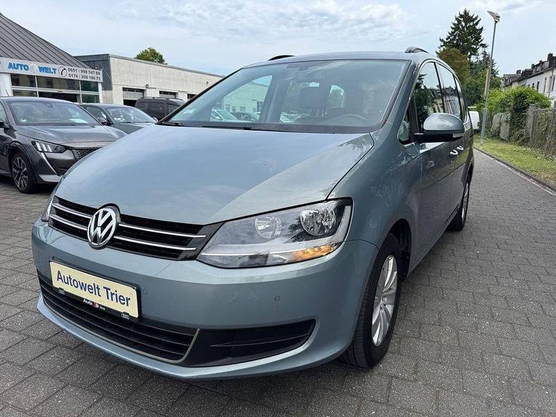 Grau Gebraucht 2013 VW Sharan Comfortline Van / Kleinbus | 11.500 € (Guter Preis) - Bild 1/4