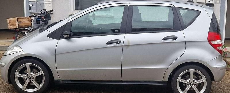 Gebraucht Mercedes 200 136 PS (100 kW) 2005