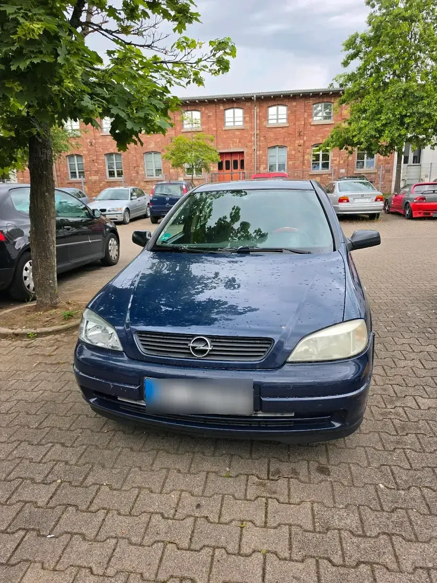 Gebraucht Opel Astra 101 PS (74 kW) 2002 Blau Limousine