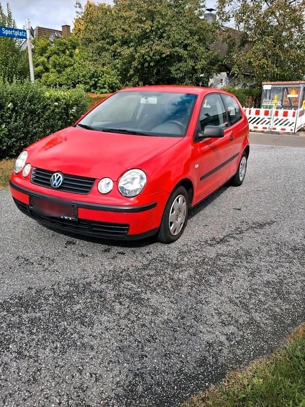 Rot Gebraucht 2003 VW Polo Limousine | 1.250 € (Fairer Preis) - Bild 1/4