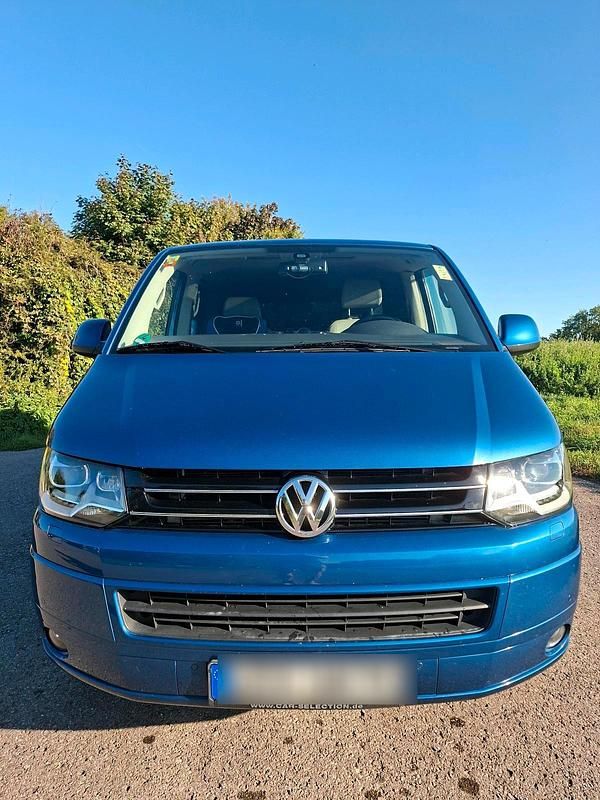 Blau Gebraucht 2011 VW Caravelle Van / Kleinbus | 14.200 € - Bild 1/4