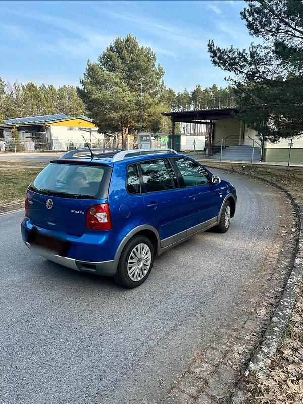 Gebraucht VW Polo Cross 102 PS (75 kW) 2004 Blau Kleinwagen