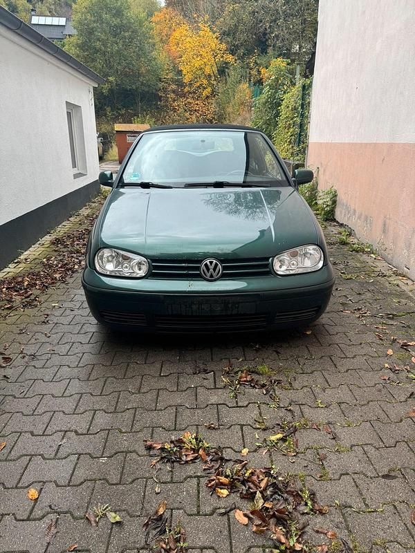 Grün Gebraucht 1999 VW Golf Cabriolet Cabrio | 1.200 € (Fairer Preis) - Bild 1/4