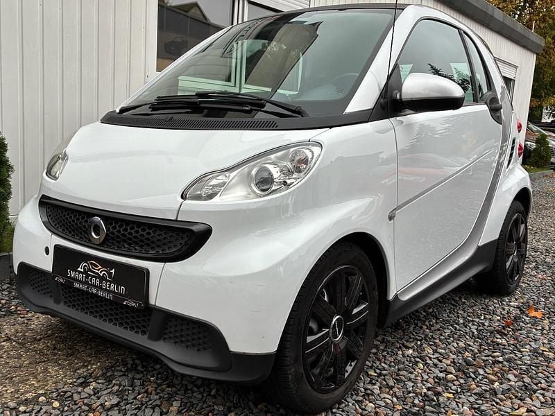 Weiß Gebraucht 2014 Smart ForTwo Coupé Coupé | 5.990 € (Fairer Preis) - Bild 1/4