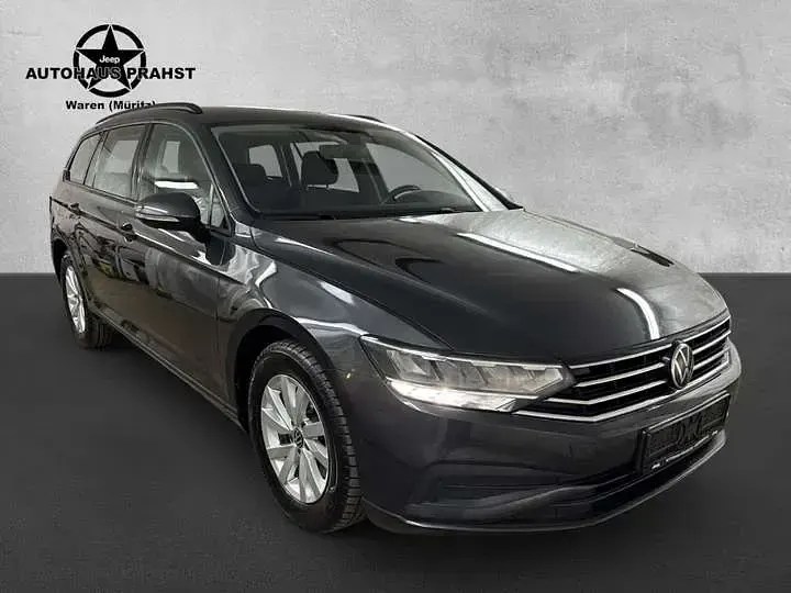 Gebraucht VW Passat 150 PS (110 kW) 2023 Kombi