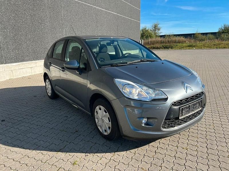 Gebraucht Citroën C3 Tendance 68 PS (50 kW) 2012 Grau Kleinwagen