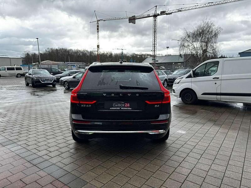 Gebraucht Volvo XC60 Plus 197 PS (144 kW) 2022 Black stone, solid / solid SUV